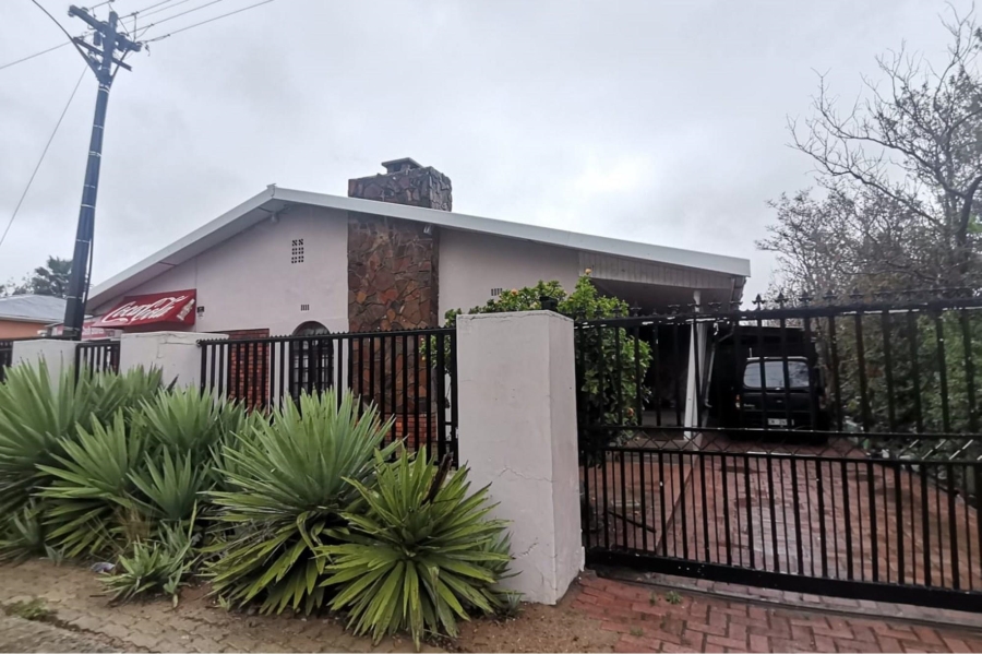 4 Bedroom Property for Sale in Newton Western Cape